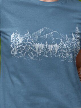 Mountain Lover T-Shirt ⛰️🌲 | Nature Adventure Graphic Tee
